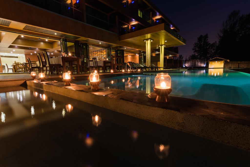 Coriacea Beachfront Boutique Phuket Resort - Sha Plus Mai Khao Buitenkant foto
