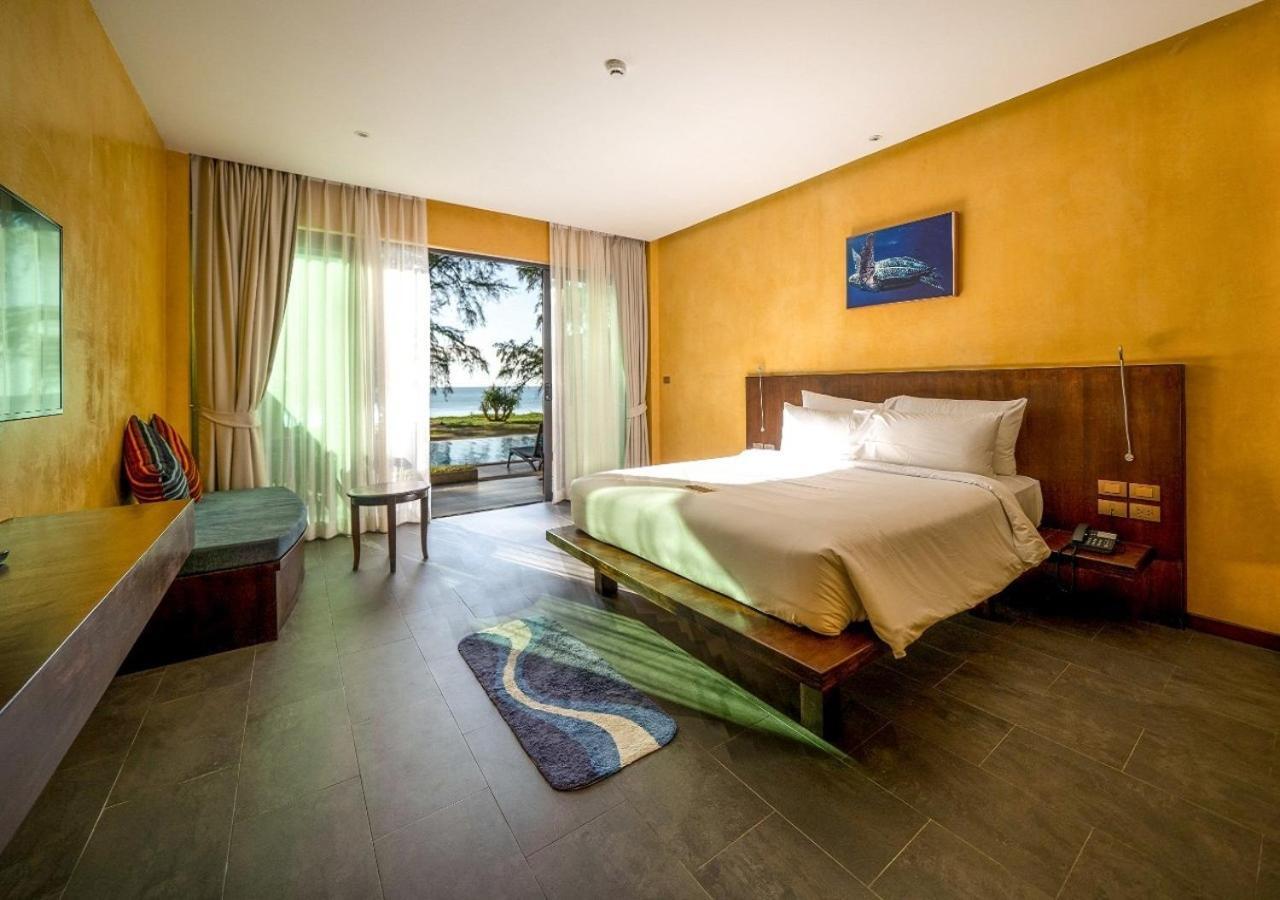 Coriacea Beachfront Boutique Phuket Resort - Sha Plus Mai Khao Buitenkant foto