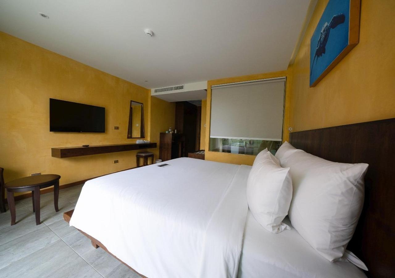Coriacea Beachfront Boutique Phuket Resort - Sha Plus Mai Khao Buitenkant foto