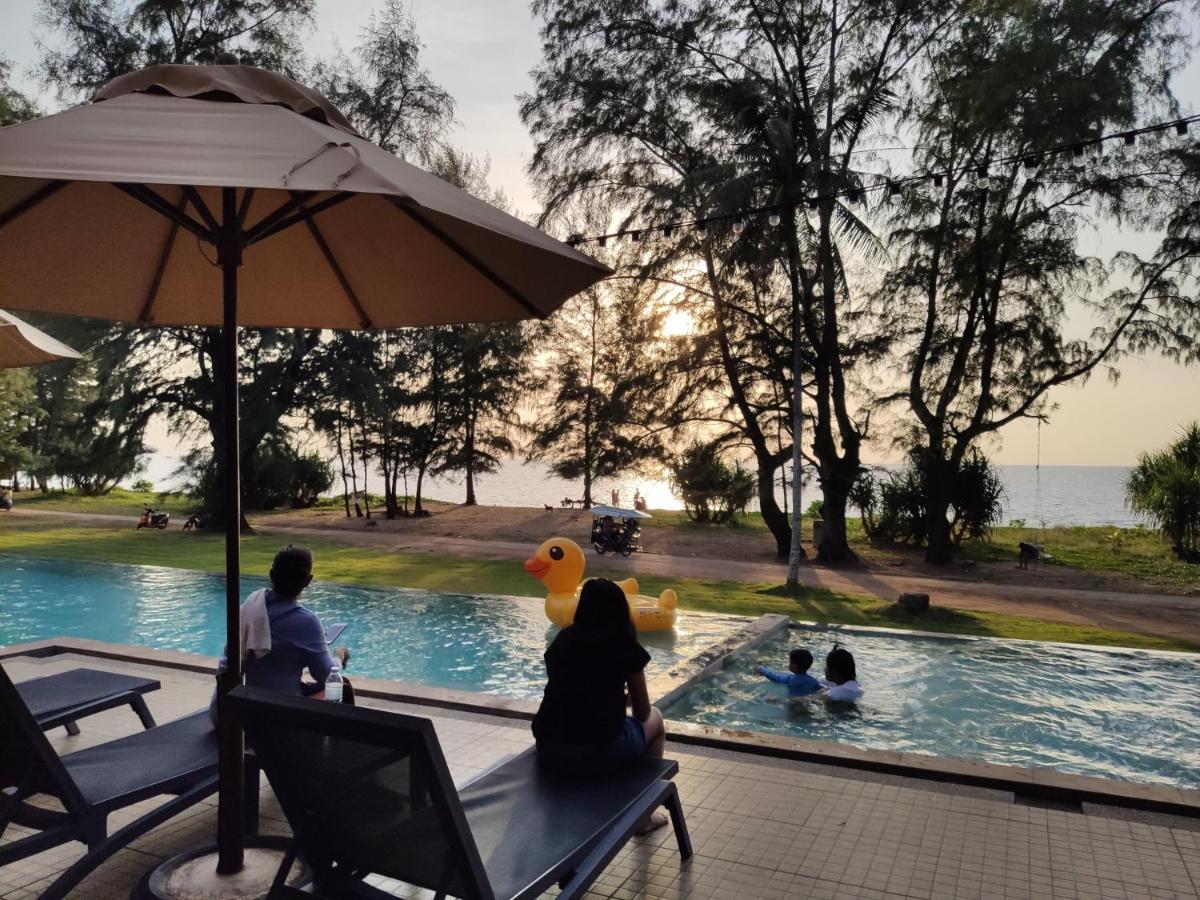Coriacea Beachfront Boutique Phuket Resort - Sha Plus Mai Khao Buitenkant foto